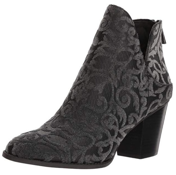 Sassy Jessica Simpson Western Ankle Booties - Picture 2 of 8